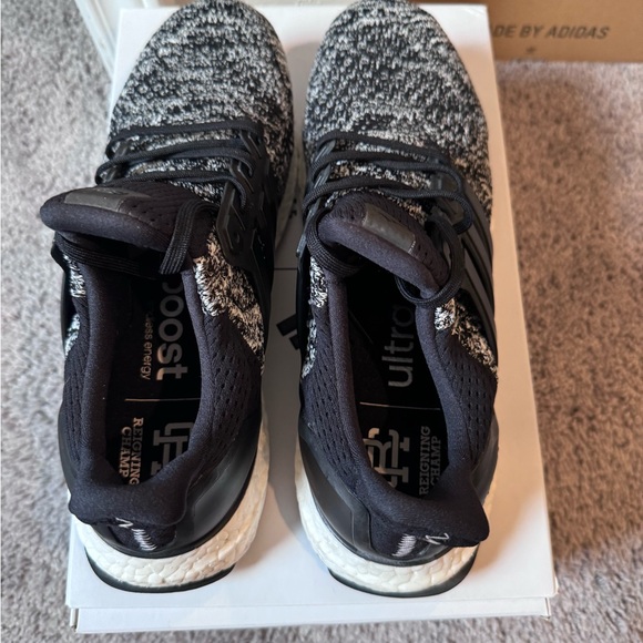 Adidas Ultra boost 1.0 Oreo reigning champ consortium sz 8 - Picture 5 of 8